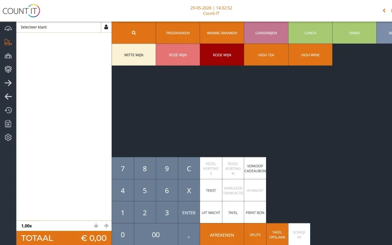 Kassascherm met productgroepen in eigen kleuren, van frisdranken tot high wine.
